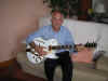 Les guitaristes (Henri et Tony) le 3 octobre 2007 003.jpg (1483778 octets)